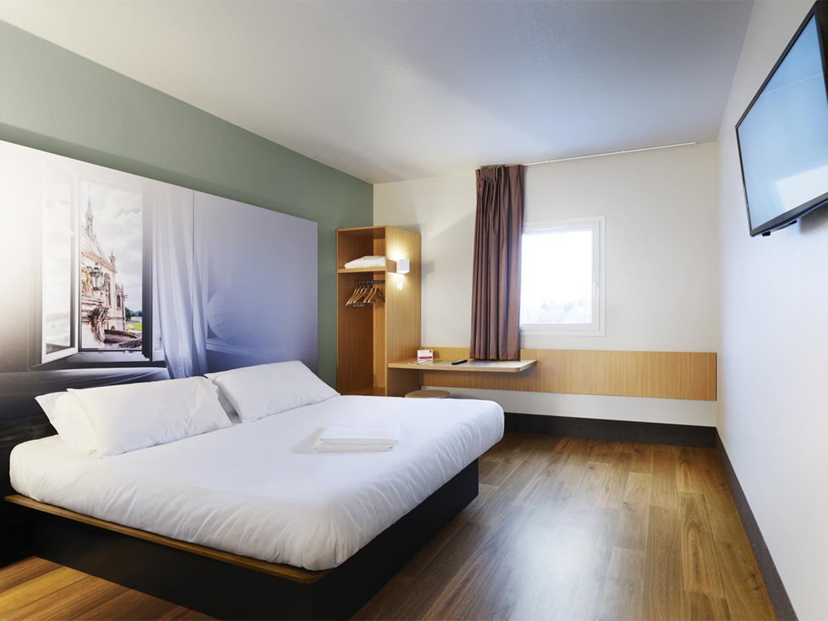 B&B Hotel Les Herbiers Εξωτερικό φωτογραφία